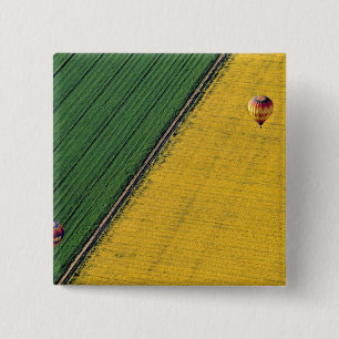 USA, Arizona, Val Vista. Heißluftballons steigen a Button
