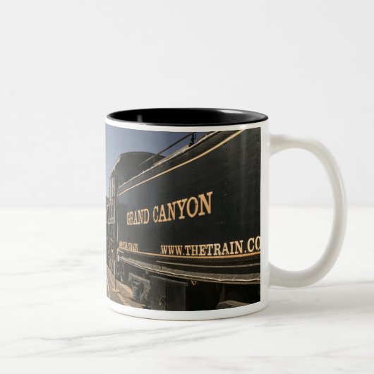 USA, Arizona, Williams: Grand- Canyoneisenbahn Zweifarbige Tasse (Rechts)