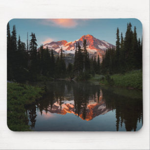 USA, Bundesstaat Washington. Mt. Rainier gespiegel Mousepad