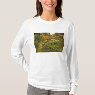 USA, Bundesstaat Washington, Seattle. Japanisch T-Shirt