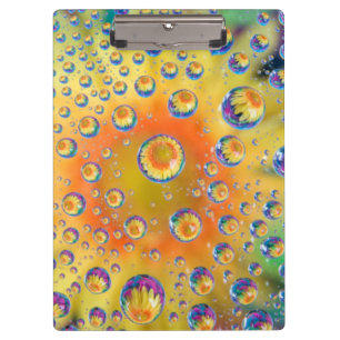 USA, Colorado, Lafayette. Wasserblasen auf Glas 2 Klemmbrett