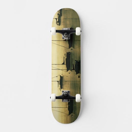 USA, Colorado, Lake Dillon. Früh Skateboard (Vorderseite)