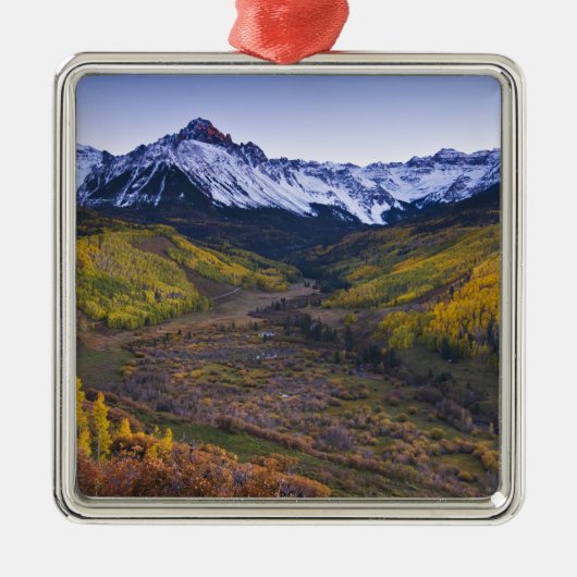 USA, Colorado, Rocky Mountains, San Juan Silbernes Ornament (Vorne)