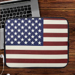 USA Flag Laptop Sleeve<br><div class="desc">Laptop-Ärmel mit US-Fahnenmuster. Wählen Sie Ihre Größe im Dropdown-Menü aus.</div>