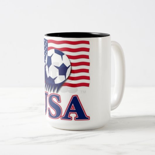 USA Flag & Soccer Ball Two-Tone Mug – Patriotic Sp Zweifarbige Tasse (VorderseiteRechts)