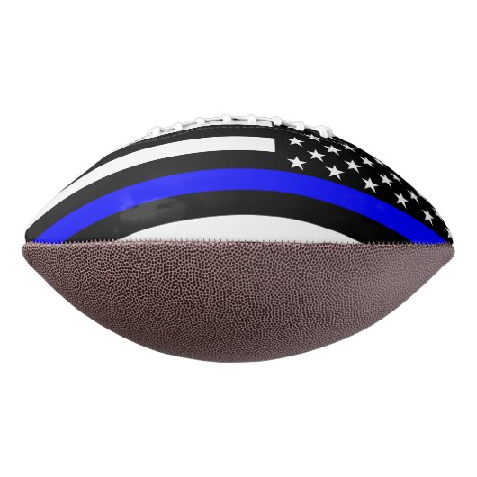 USA Flag Thin Blue Line Symbolic Memorial über ein Football (Gedreht 90)