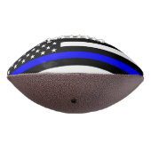 USA Flag Thin Blue Line Symbolic Memorial über ein Football (Gedreht 270)