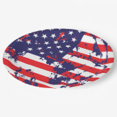 USA-Flagge in einem cool gestörten Muster Pappteller (Schrägansicht)