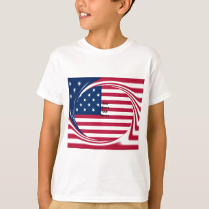 USA-Flagge mit Gott segne unsere Zuhause Text Art T-Shirt