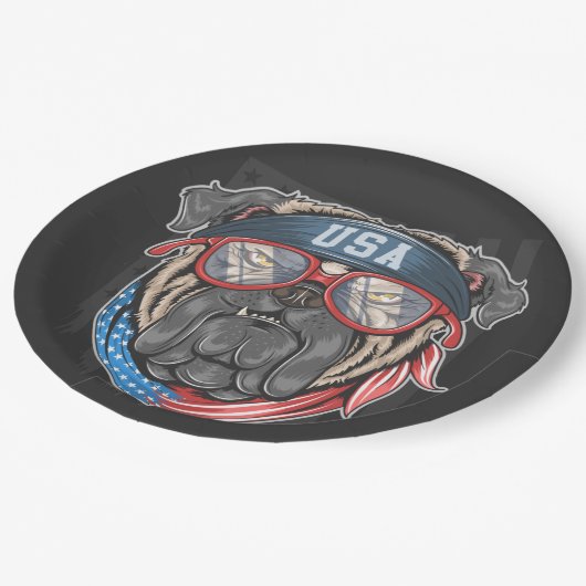 USA-Flagge mit Mops Paper-Tellern Pappteller (Schrägansicht)