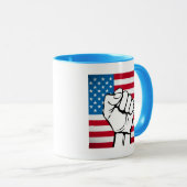 USA-Flagge| Steigende Faust Tasse (VorderseiteRechts)