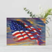 USA-Flagge-Wellen-Wolken-leere Einladungen (Stehend Vorderseite)