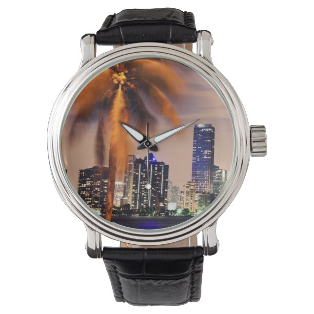 USA, Florida, Miami-Skyline bei Dämmerung Armbanduhr (Vorderseite)