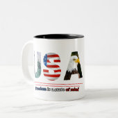 "USA – Freedom Is a State of Mind" Zweifarbige Tasse (Vorderseite Links)