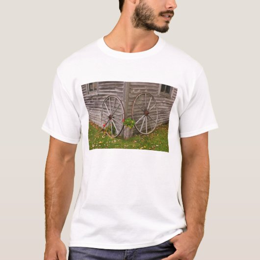USA, hauptsächlich. Lastwagen-Räder T-Shirt (Vorderseite)