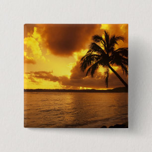 USA, Hawaii, Kauai, farbiger Sonnenaufgang in eine Button