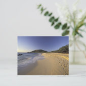 USA, Hawaii, Maui, Fußabdrücke in Sand, Makena Postkarte (Stehend Vorderseite)