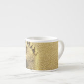 USA, Hawaii, Maui, Makena Beach, Footprint und Espressotasse (Vorderseite Rechts)