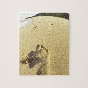 USA, Hawaii, Maui, Makena Beach, Footprint und Puzzle