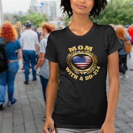 USA Herzenflagge | Gold Laurel Leaf | Mama DD 214 T-Shirt
