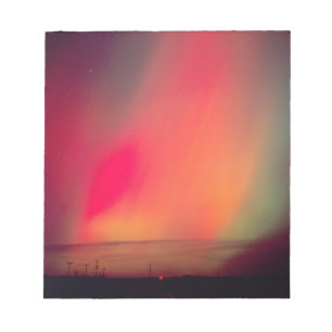 USA, Idaho. Aurora borealis, Nordlicht bei Notizblock
