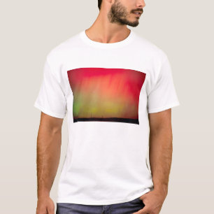 USA, Idaho. Aurora borealis, Nordlicht um 2 T-Shirt
