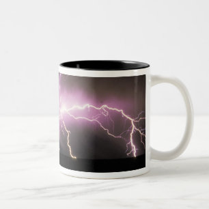 USA, Idaho. Blitz. Zweifarbige Tasse