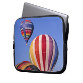 USA, Idaho, Teton Valley. Farbenfrohe heiße Luft Laptopschutzhülle (Vorderseite Links)