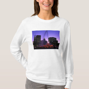 USA, IL, Chicago. Buckingham-Brunnen in Grant T-Shirt