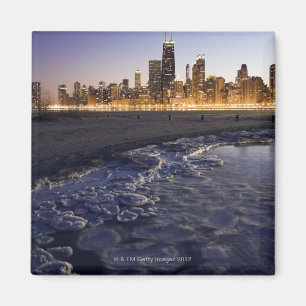 USA, Illinois, Chicago, City skyline from Lake Magnet