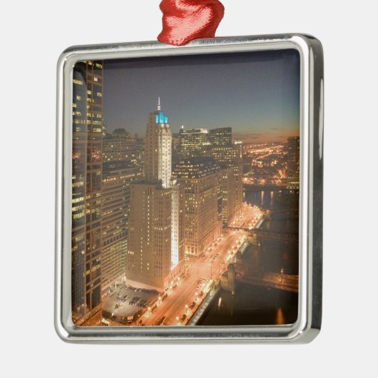 USA, Illinois, Chicago: Der Loop: Gebäude Silbernes Ornament (Links)