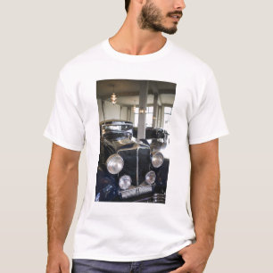 USA, Indiana, Auburn: Auburn, Cord, Duesenberg 6 T-Shirt