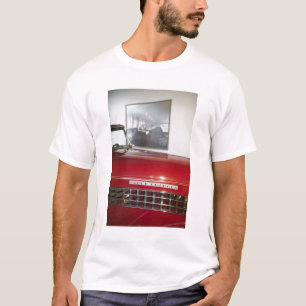 USA, Indiana, Auburn: Auburn, Cord, Duesenberg 7 T-Shirt