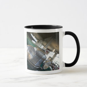USA, Indiana, Auburn: Auburn, Cord, Duesenberg Tasse