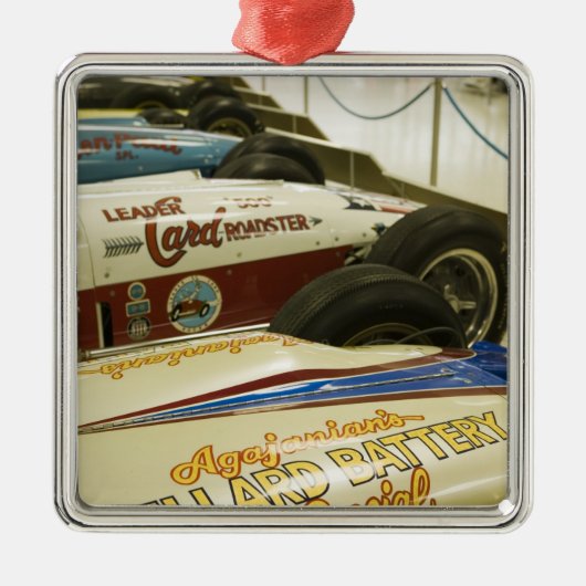 USA, Indiana, Indianapolis: Indianapolis-Motor 3 Silbernes Ornament (Vorne)