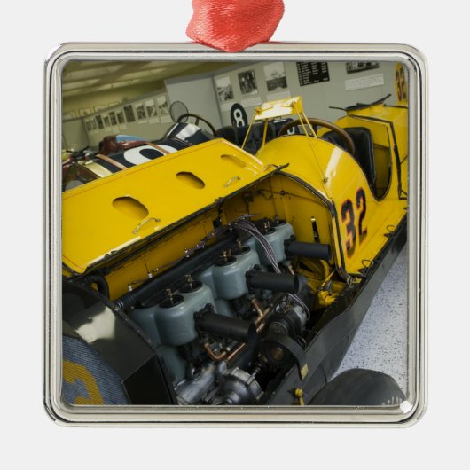 USA, Indiana, Indianapolis: Indianapolis-Motor Silbernes Ornament (Vorne)