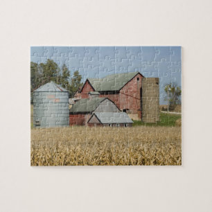 USA, IOWA, Froelich: Alte Farm Puzzle