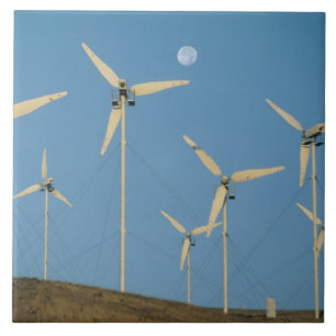 USA, Kalifornien, Altamont Pass, Windgeneratoren. Fliese