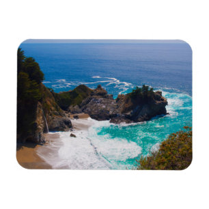 USA, Kalifornien. Blick auf die Mcway Falls Magnet