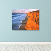 USA, Kalifornien, Cliffs at Pescadero Staat Beach Leinwanddruck (Insitu (Holzboden))