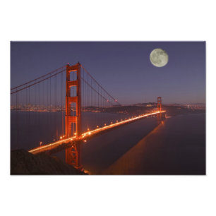 USA, Kalifornien, Marin. Mondaufgang über dem Fotodruck