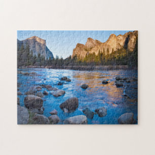 USA, Kalifornien. Rocky Reflections In Merced Puzzle