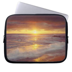 USA, Kalifornien, San Diego. Sunset Cliffs Strand Laptopschutzhülle