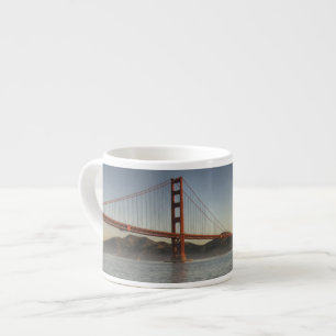 USA, Kalifornien, San Francisco. Eine malerische Espressotasse