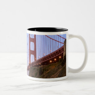 USA, Kalifornien, San Francisco. Golden Gate 3 Zweifarbige Tasse