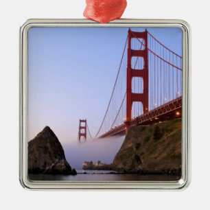 USA, Kalifornien, San Francisco. Goldenes Tor 3 Ornament Aus Metall