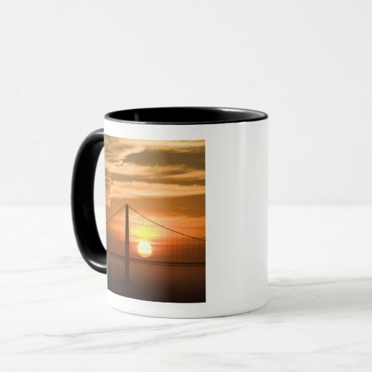 USA. Kalifornien. San Francisco. Sonneneinstellun Tasse (Vorderseite Links)
