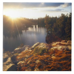 USA, Kalifornien, Sierra Nevada.Sonnenuntergang Fliese