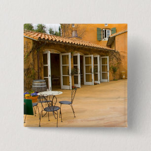 USA, Kalifornien, Sonoma Valley, Patio im Viansa Button