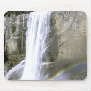 USA, Kalifornien, Yosemite National Park. Vernein Mousepad